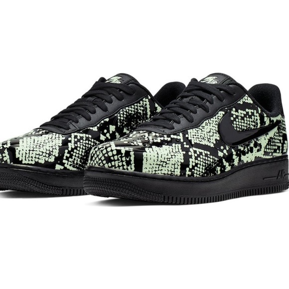 Nike Shoes - NIKE AIR FORCE 1 pro cup snakeskin 🐍